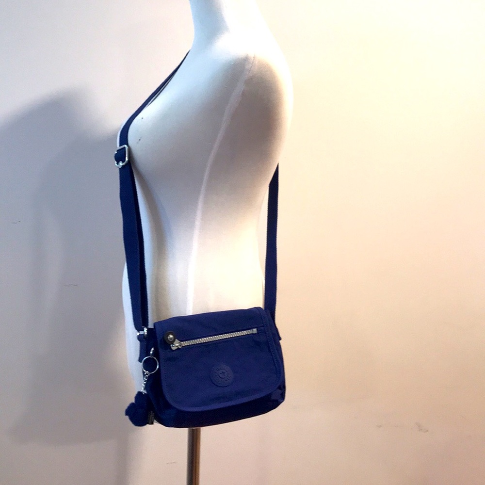 Kipling Crossbody Blue Never Used
